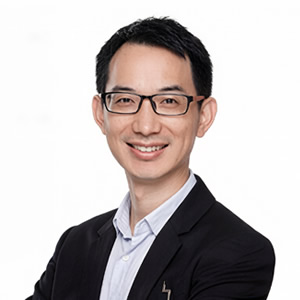 李威